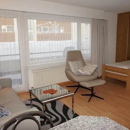 Paradies 211 *